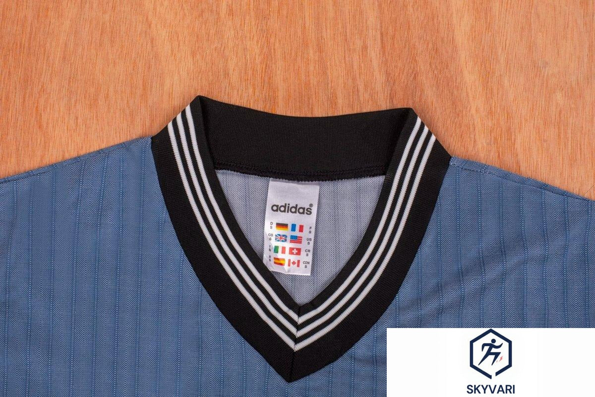 2519a575379c934129feddc7.jpg