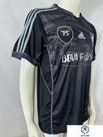 27eefa38202bcc02126e75e5.jpg
