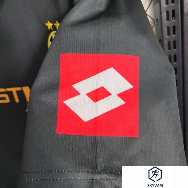 5deb32e2e94db3f3.jpeg